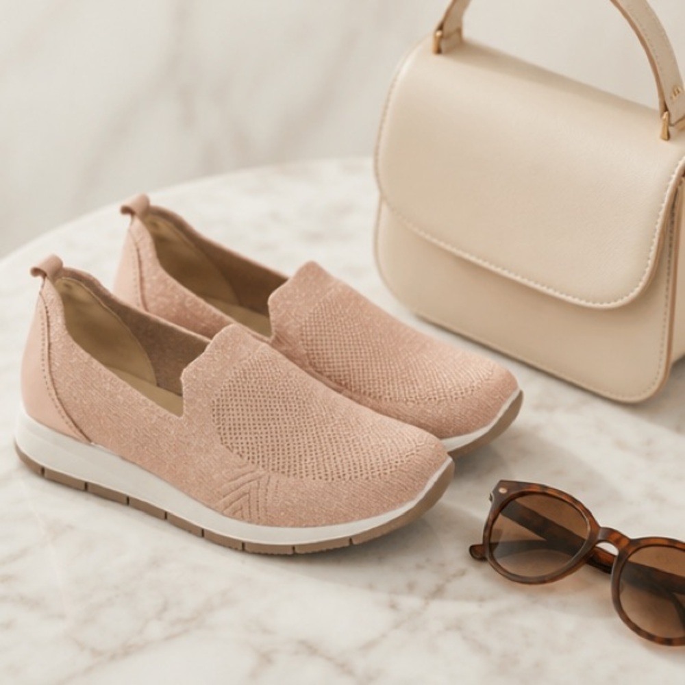 ENVAL Stylish Pink Slip-On Sneakers